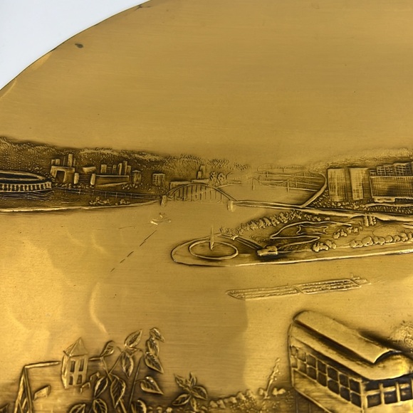 Bronze Pittsburgh Wendell August Forge Round Plate - Picture 3 of 7